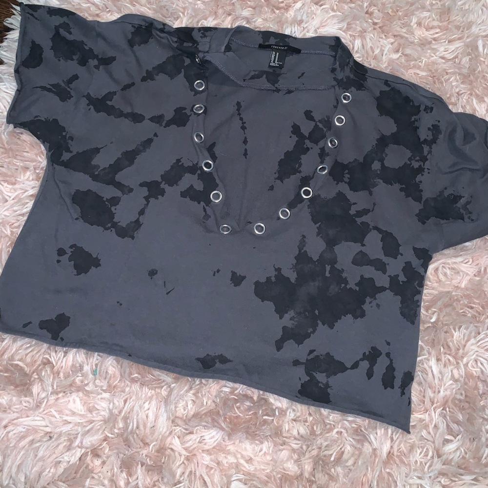 Cropped top